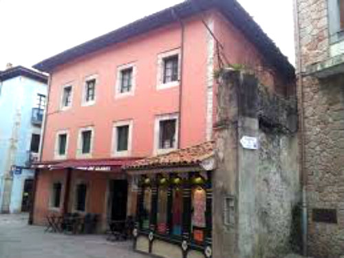 Renovación de la cubierta del edificio de la Escudería Villa de Llanes