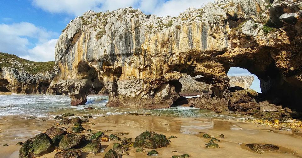 Playa de Cuevas del Mar…