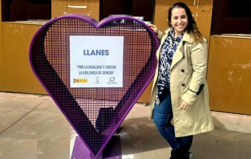 Corazones solidarios para recoger tapones y concienciar contra la violencia de género….