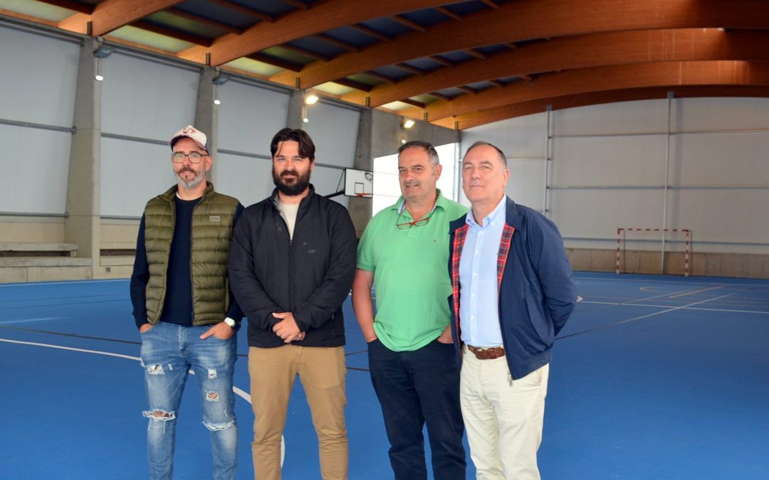 Nueva está de enhorabuena. Ya tienen un polideportivo cerrado y remozado….