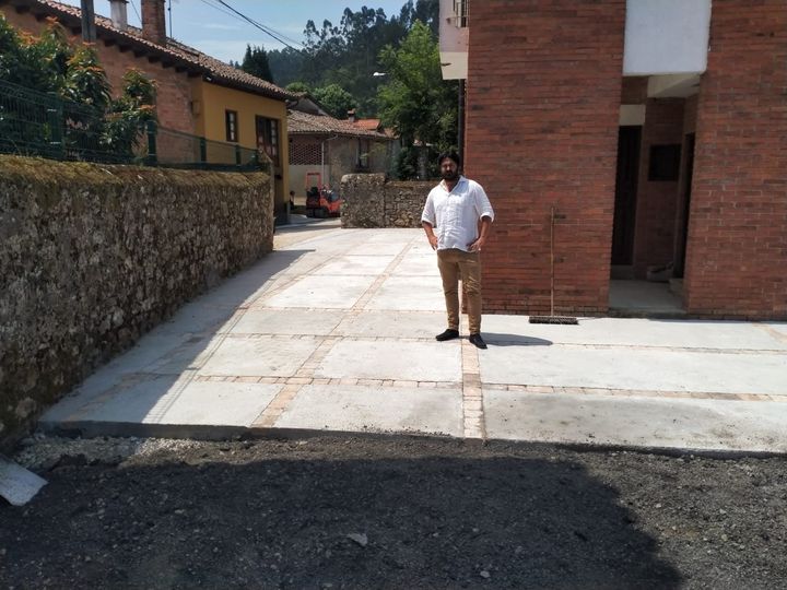 Rales se pone guapo….