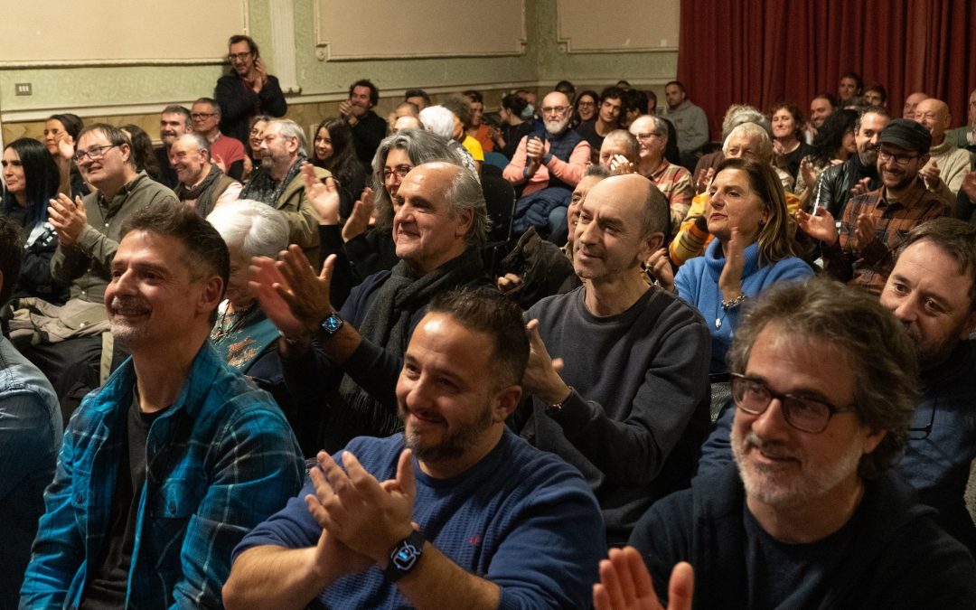 Rotundo éxito del festival Jazznes. #vecinosxllanes…