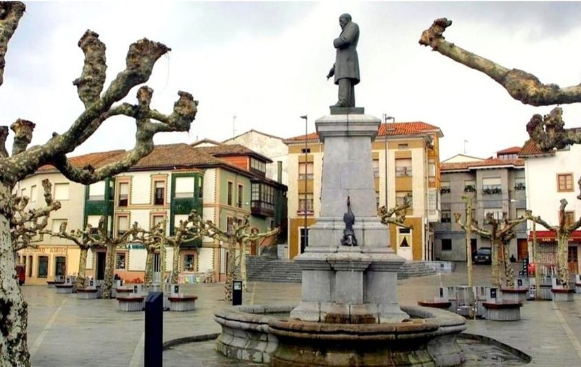 El Ayuntamiento de Llanes reunificará el mercado semanal de Posada….