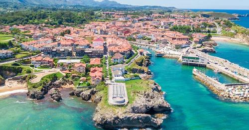 El pueblo marinero que es uno de los más bonitos de España: playas paradisíacas y miradores únicos